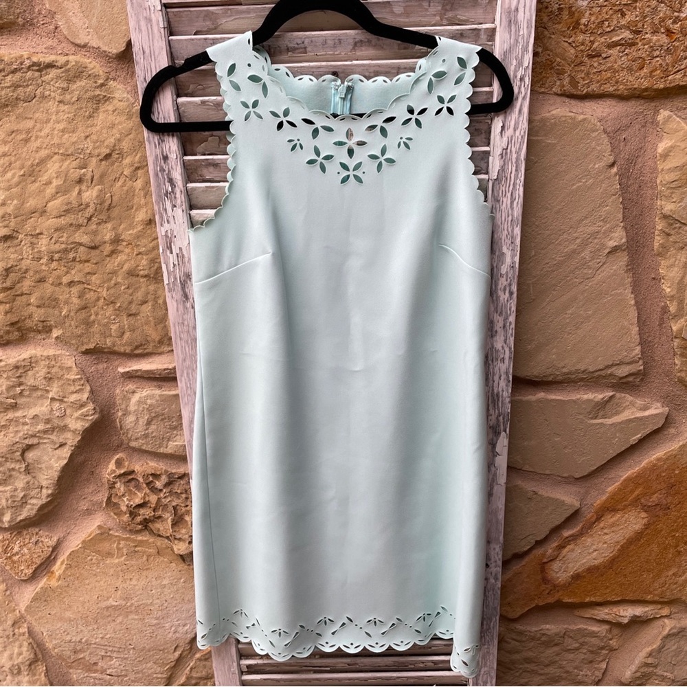 J. Crew Factory Laser cut Floral Sheath Aqua Mint Dress Women's Size 4 Petite.
